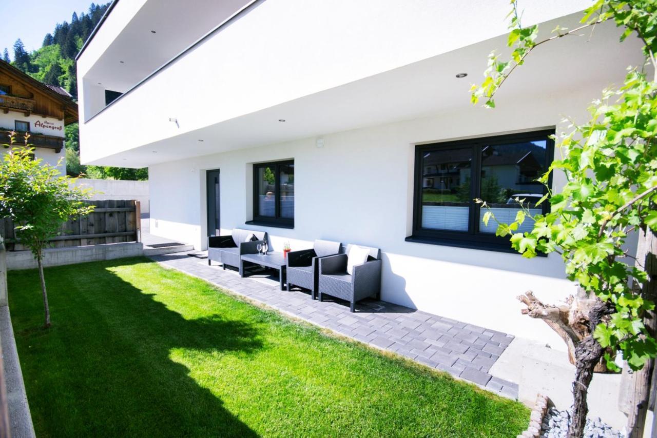Haus Finca ノイシュティフト・イム・シュトゥーバイタール エクステリア 写真
