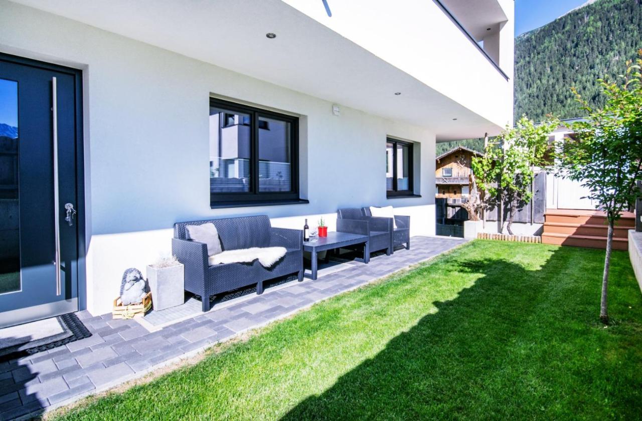 Haus Finca ノイシュティフト・イム・シュトゥーバイタール エクステリア 写真